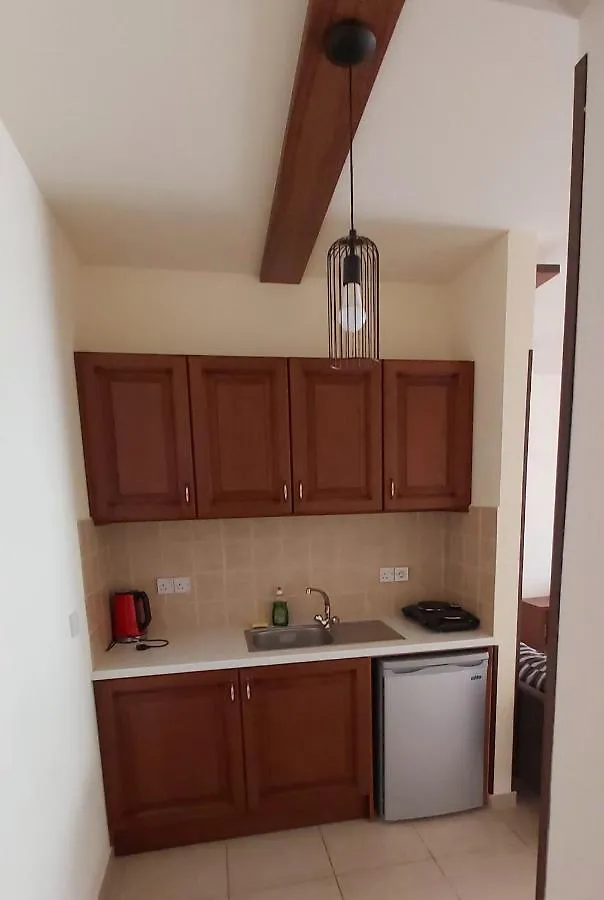 Apartmán Lakis Court Larnaca