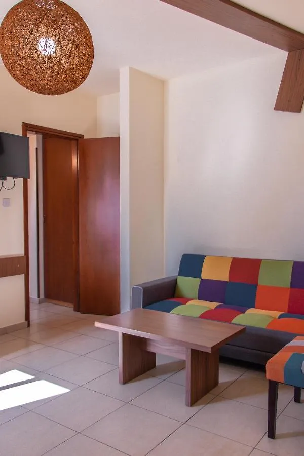 Lakis Court Apartman Lárnaka