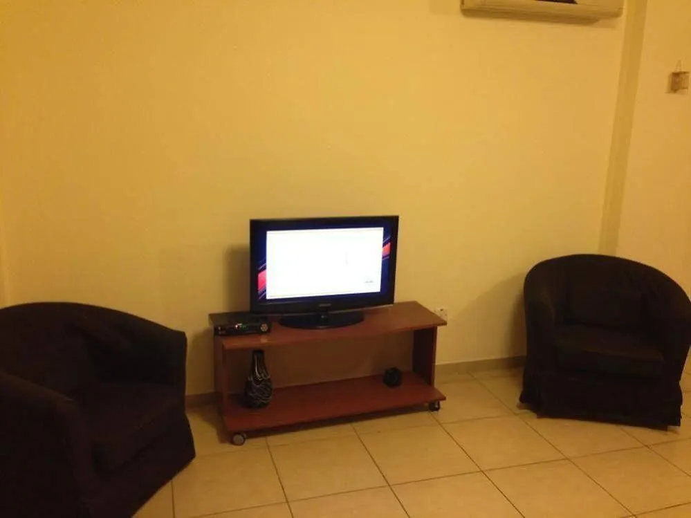 Lakis Court Apartment Larnaca