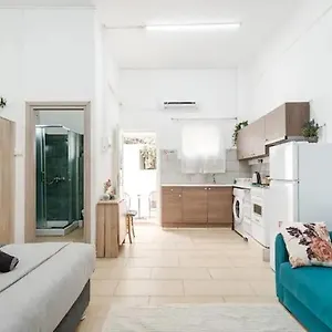 Cozy And Traditional - Ec Apartament Larnaca