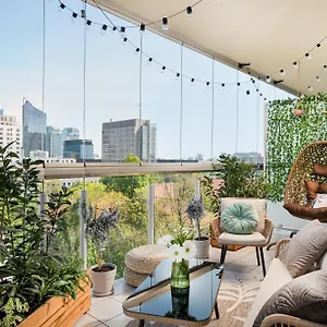 Luxury 2-bedroom Penthouse Skyline 15m Terrace, Garage, Gym, Rooftop & Only 500 M To Metro Apartament Warszawa