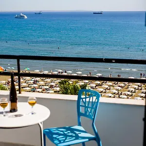 https://krasas-beach-apts.hotelsatayianapa.com